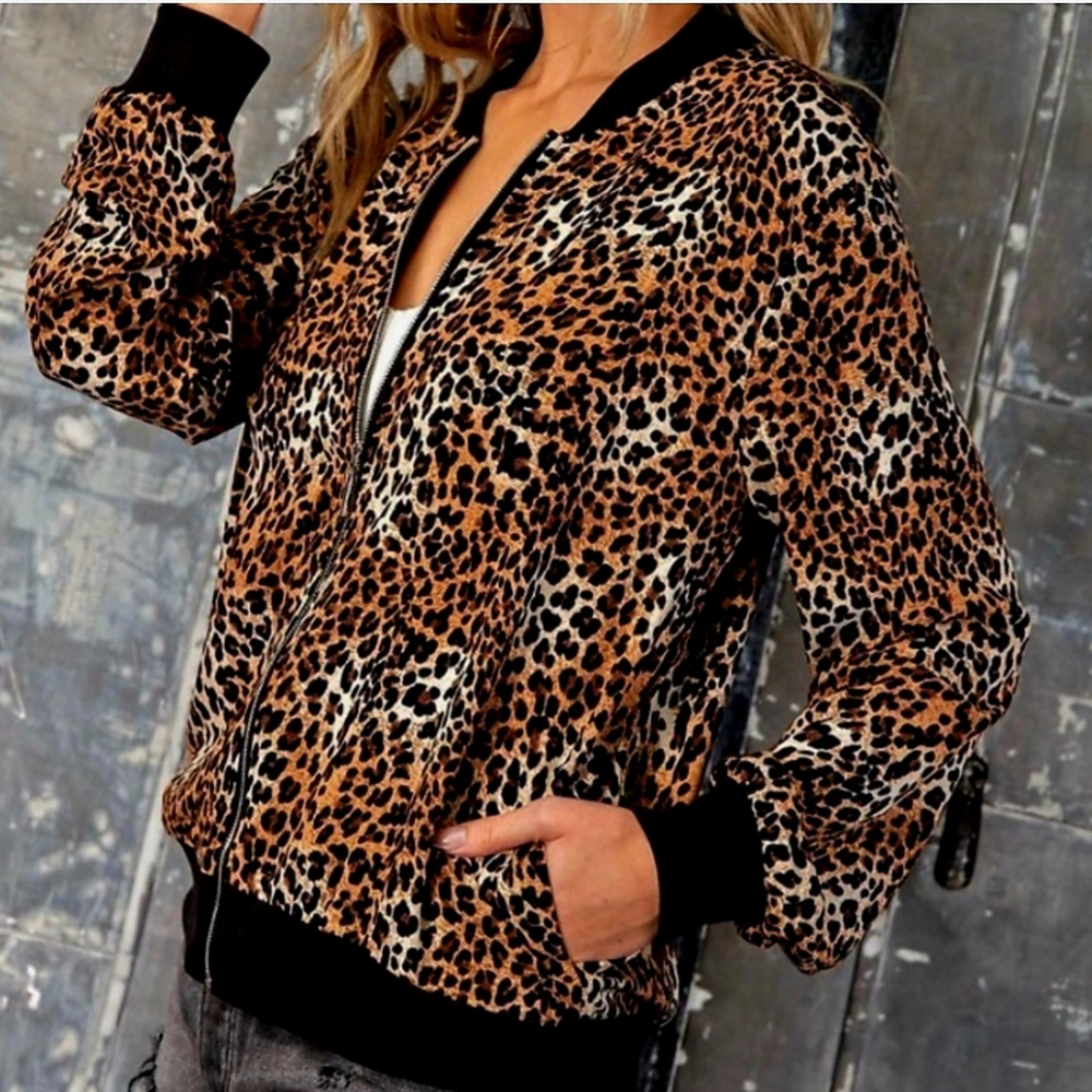 Cheetah  bomber  jacket - Picture 5 of 7